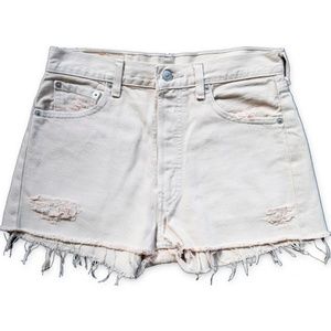 Vtg Levi's Cream High Waisted Rise Cut Offs 28